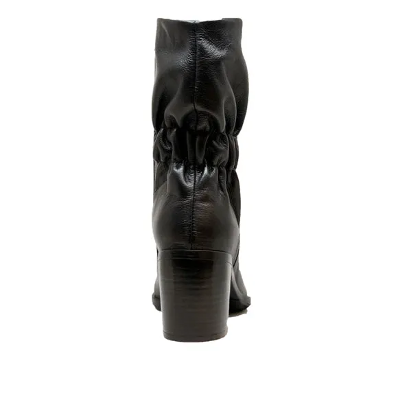 BOOTS ANN TUIL GARDEN