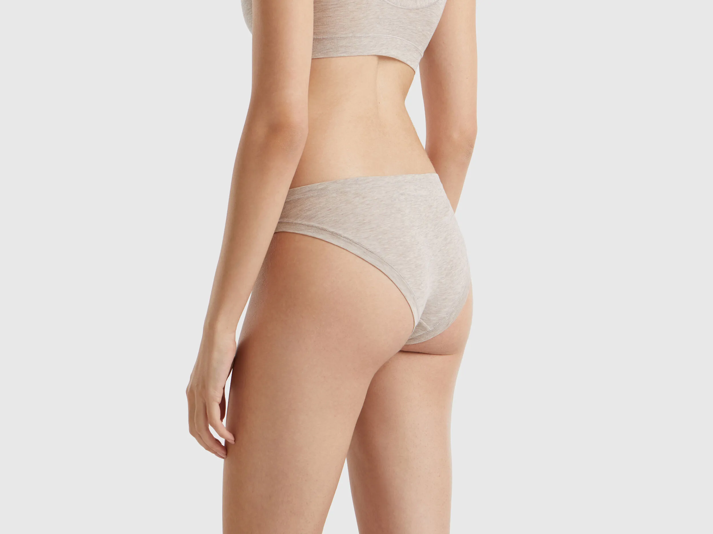 Culotte taille basse en coton bio super stretch