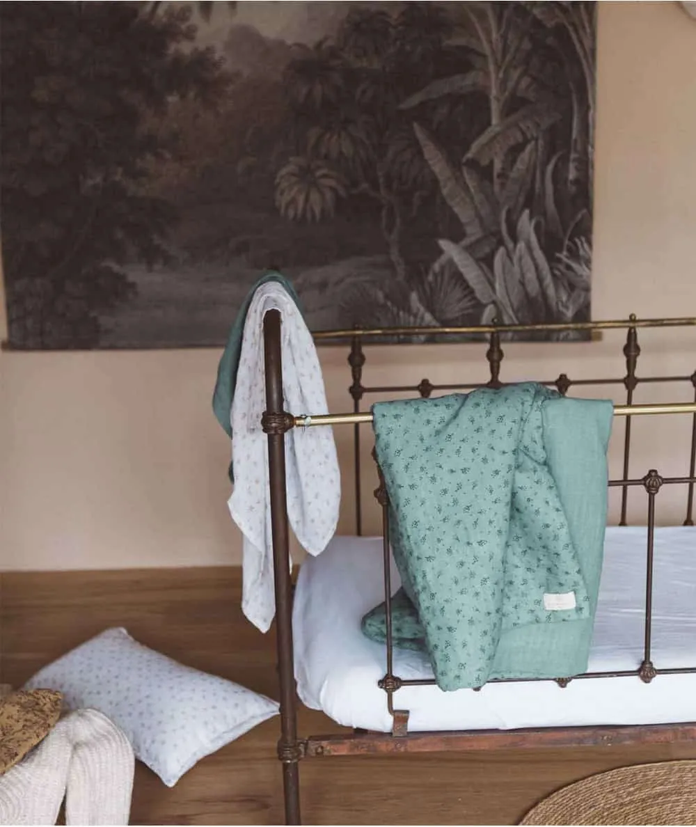 Gabrielle Paris : Couverture bébé ouatinée Etincelle Eucalyptus - 100% Ecoresponsable - Mer(e)veilleuse