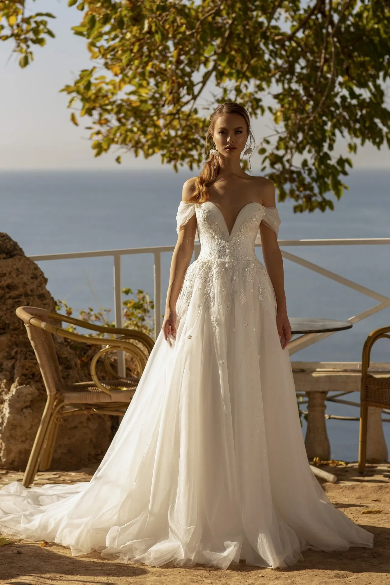 Princess Ball Gown White Off-Shoulder Wedding Dress